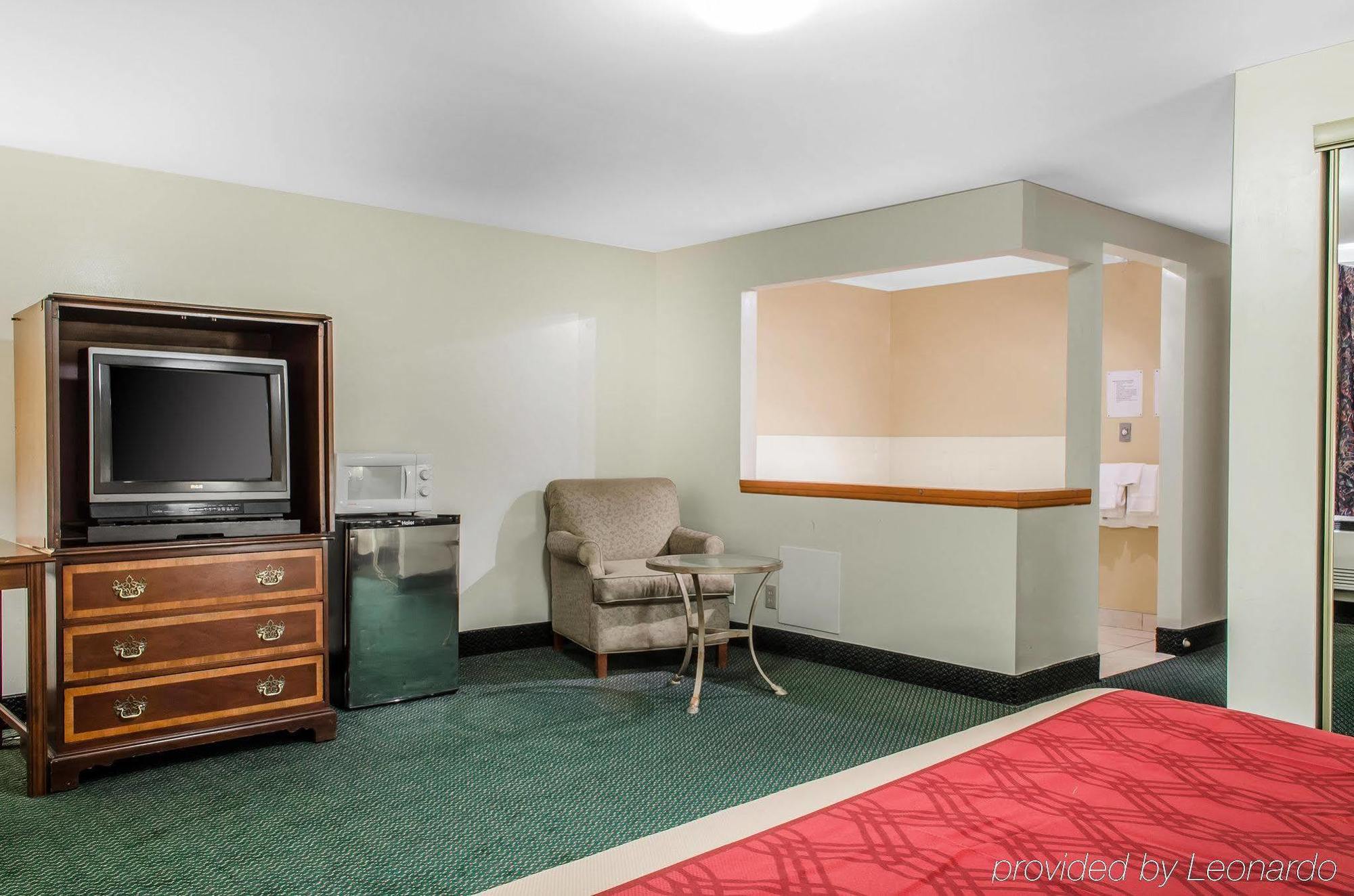 Econo Lodge Inn & Suites Denver Ngoại thất bức ảnh