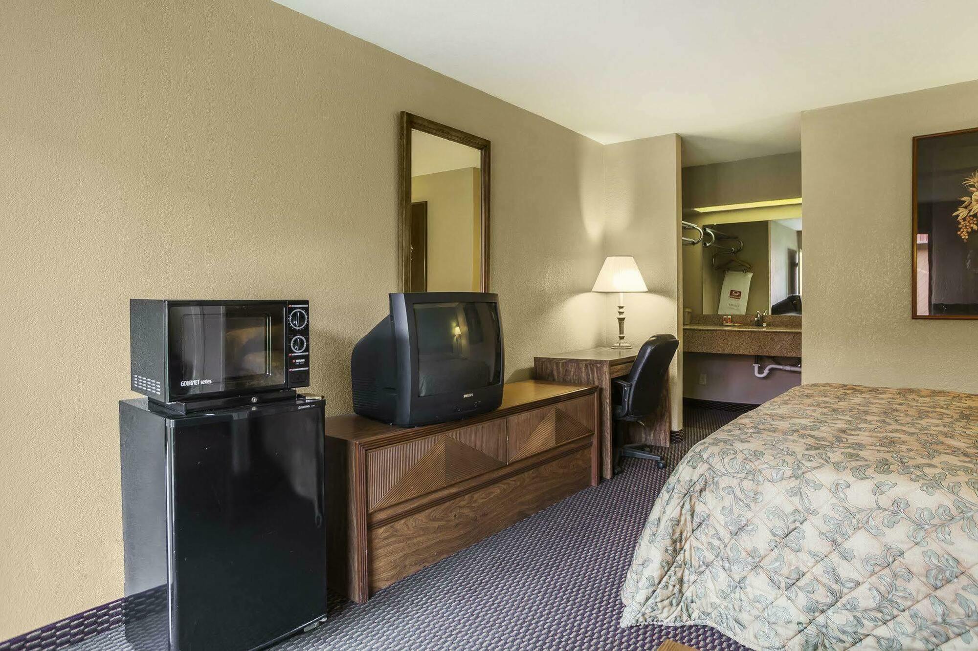 Econo Lodge Inn & Suites Denver Ngoại thất bức ảnh