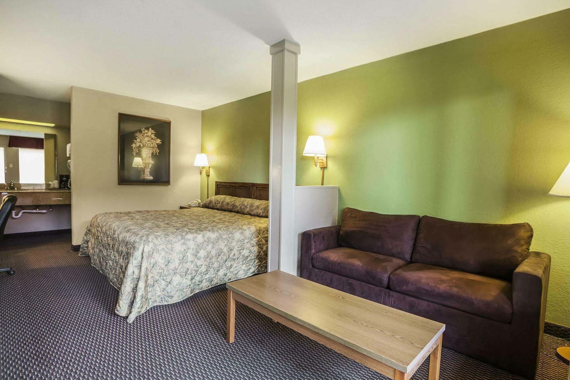 Econo Lodge Inn & Suites Denver Ngoại thất bức ảnh